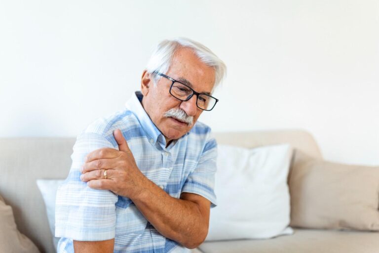 shoulder-bone-spur-symptoms
